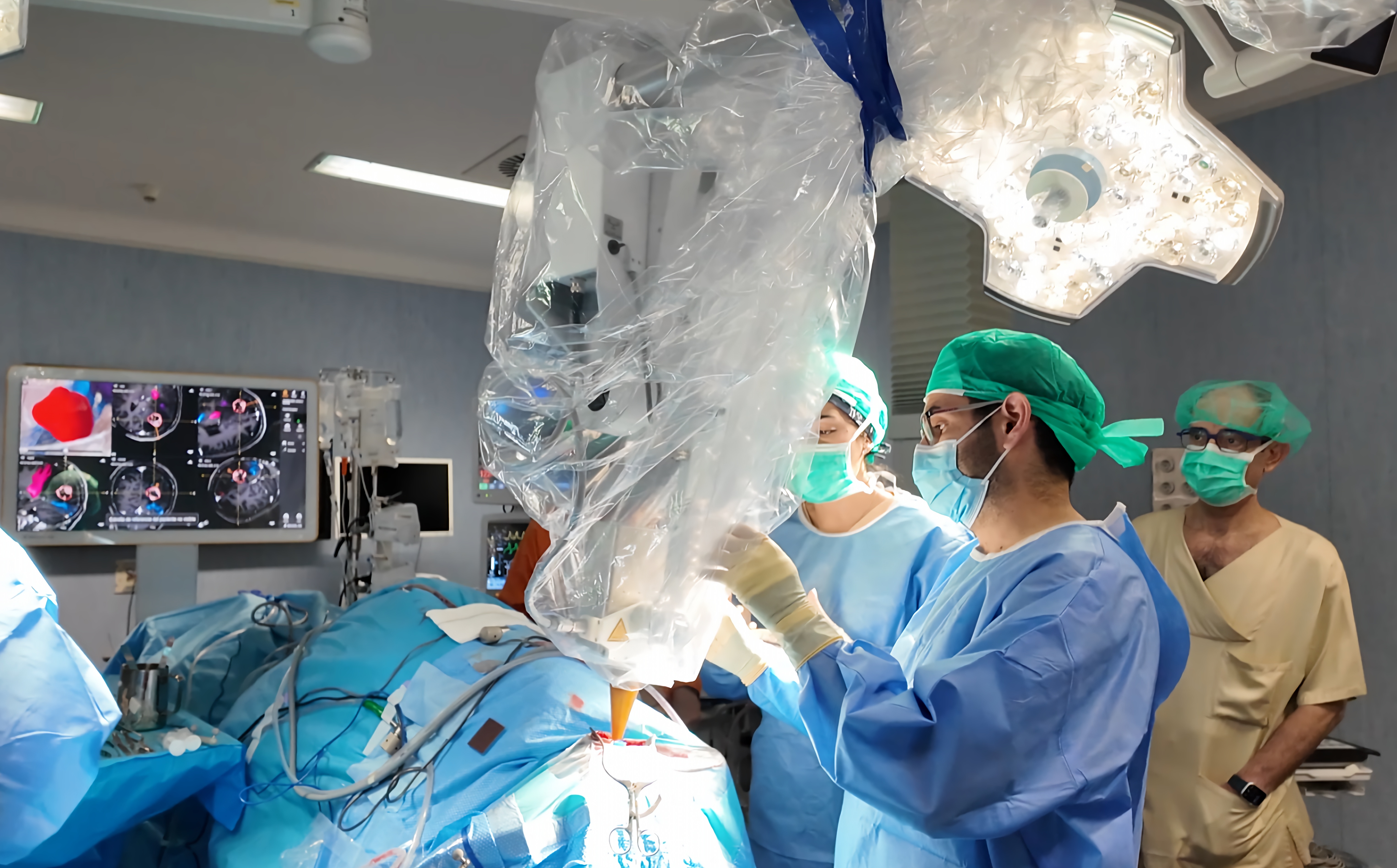 Valdecilla completa su círculo tecnológico para abordar las neurocirugías oncológicas