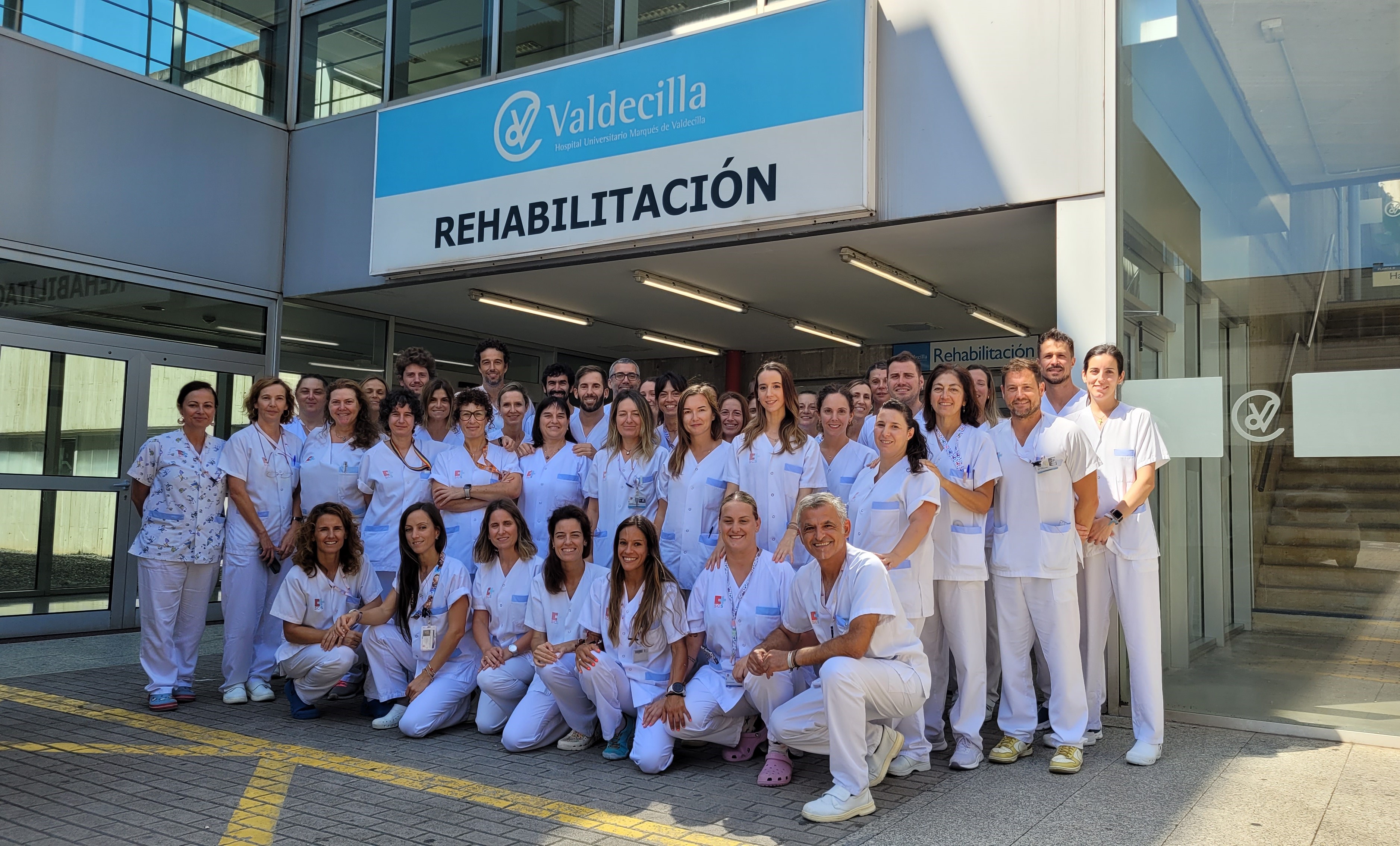 Los fisioterapeutas de Valdecilla atienden a más de 500 pacientes al día en 13 unidades especializadas