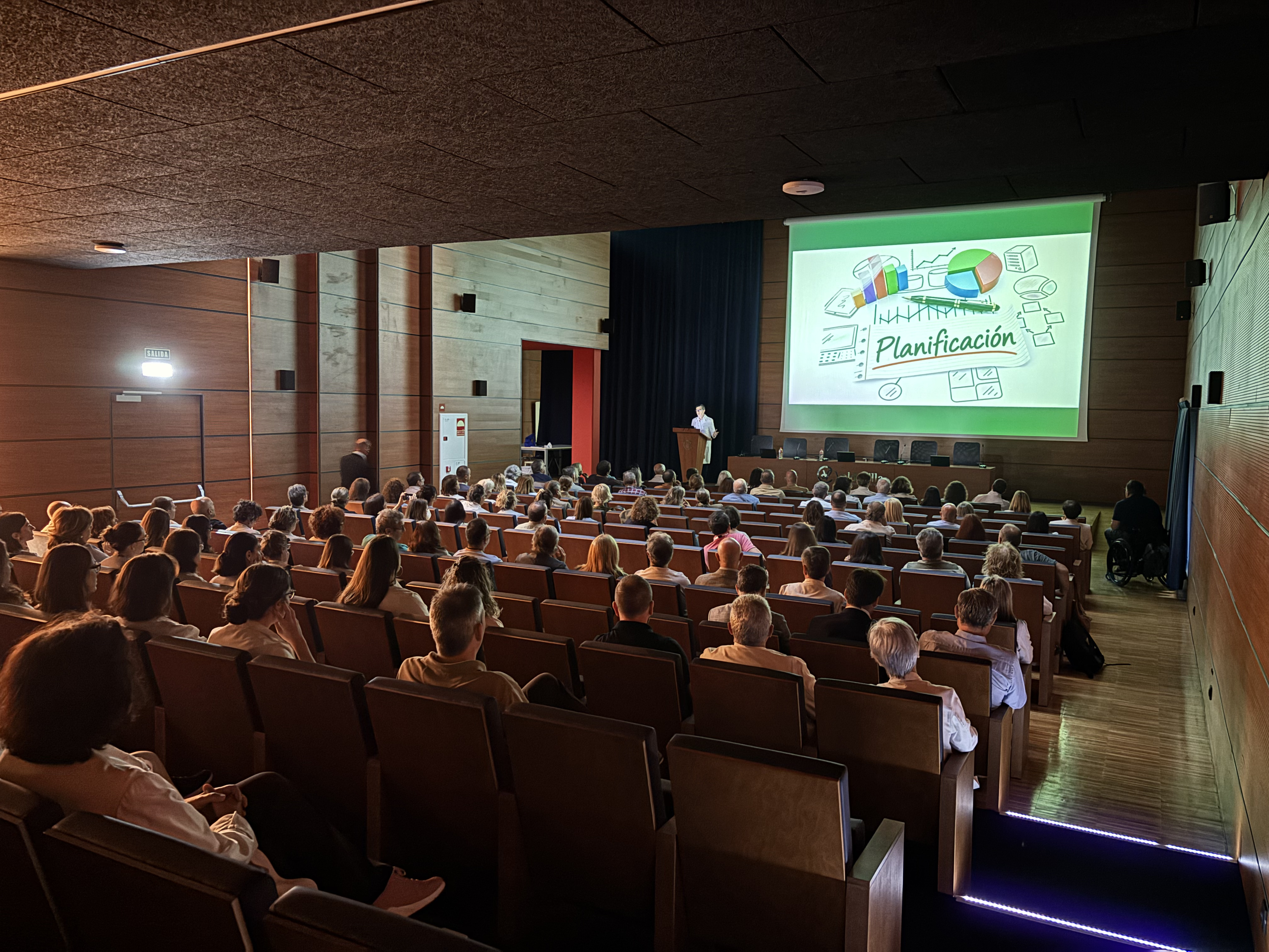 Valdecilla abre a profesionales y pacientes la elaboración de su Estrategia 2030