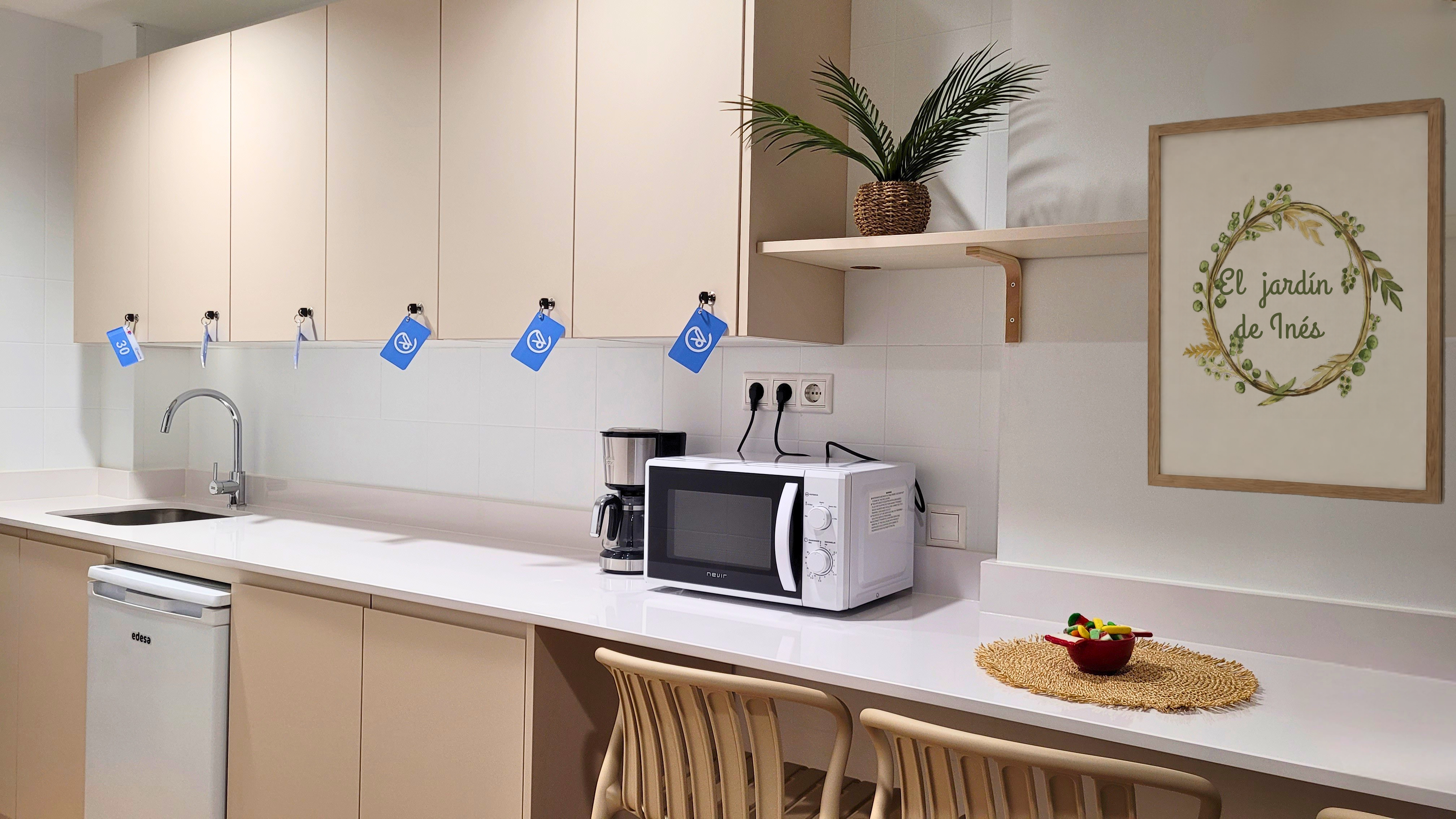 Valdecilla habilita ‘El Jardín de Inés’, una sala de descanso para familias de pacientes en la UCI Materno-Infantil